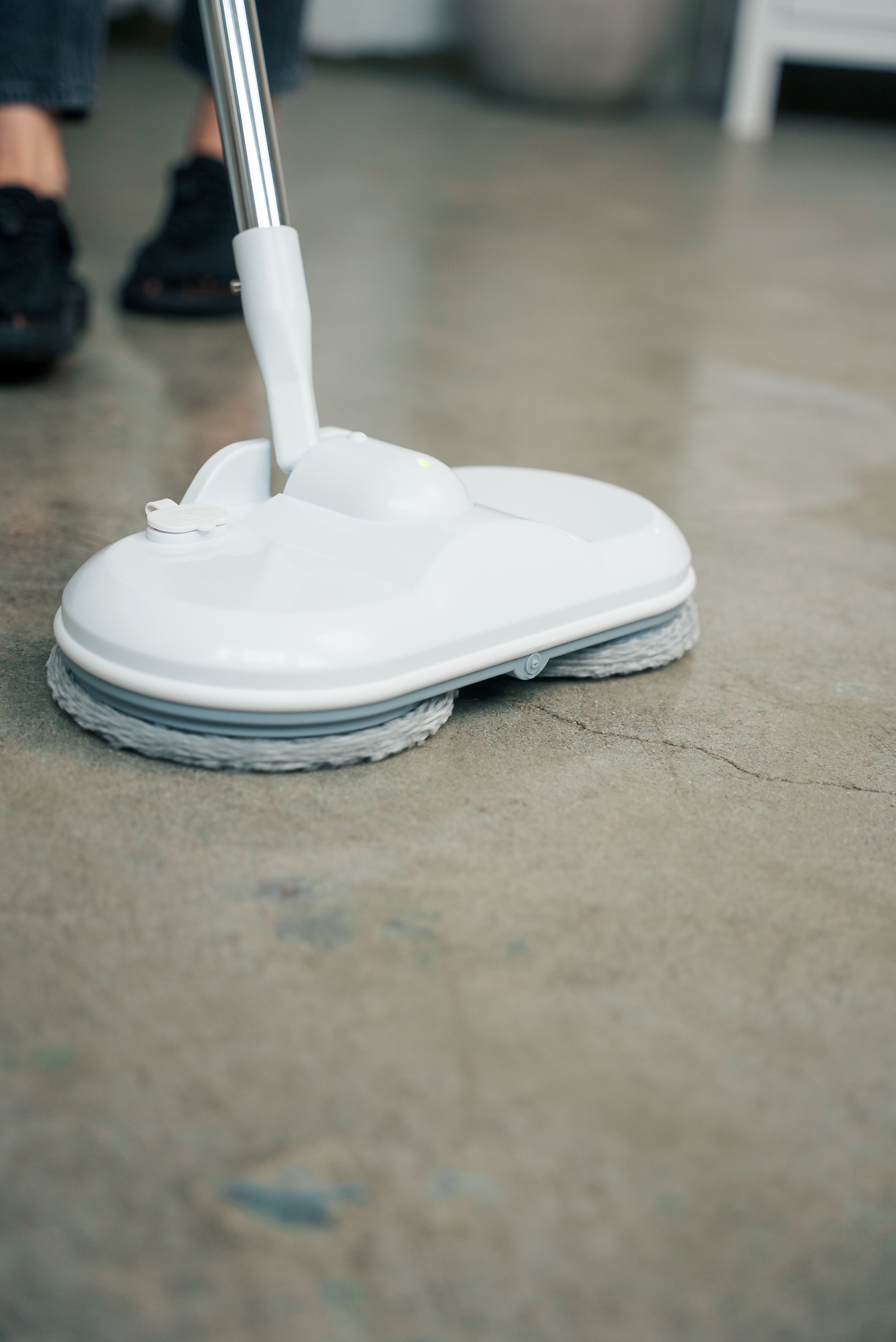 Ease™ Cordless Spin Mop